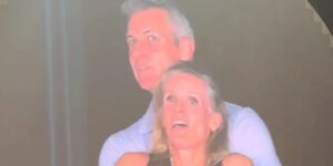 O vídeo viral do Coldplay ‘Kiss Cam’ se transformou em um videogame
