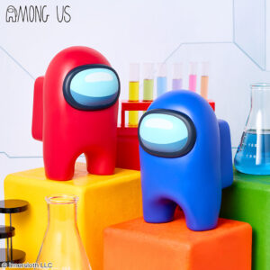 Os prêmios de diversão “Among Us” serão lançados sequencialmente a partir de 14 de abril. Também estão disponíveis figuras de vinil macio de aproximadamente 18 cm com motivos de companheiros de tripulação.